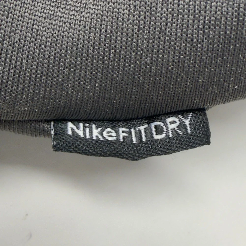 Nike Fit Dry Women Size Medium Running Gloves Grey Pink GX0040-078 Key Pocket